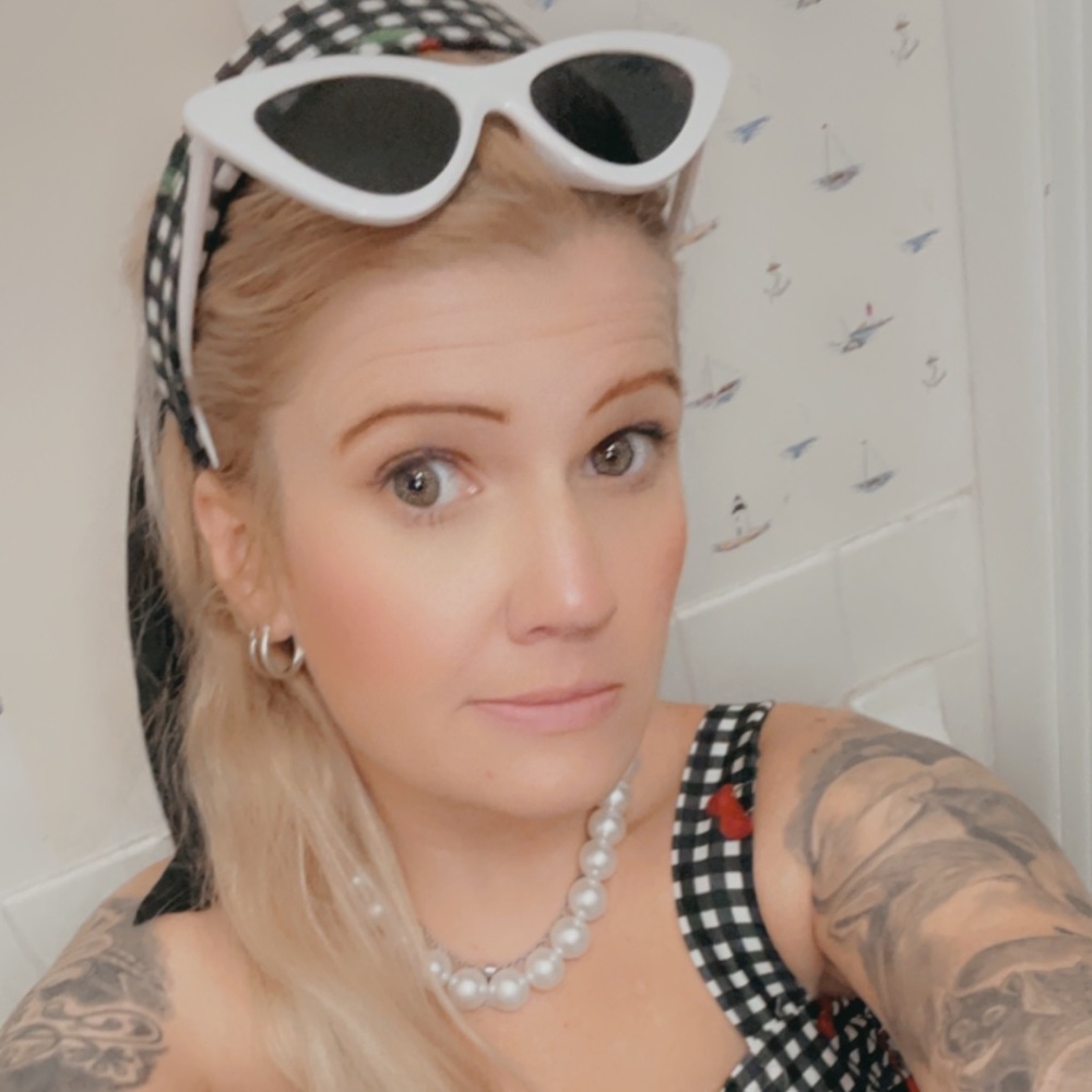 Meet your Posher, Karen